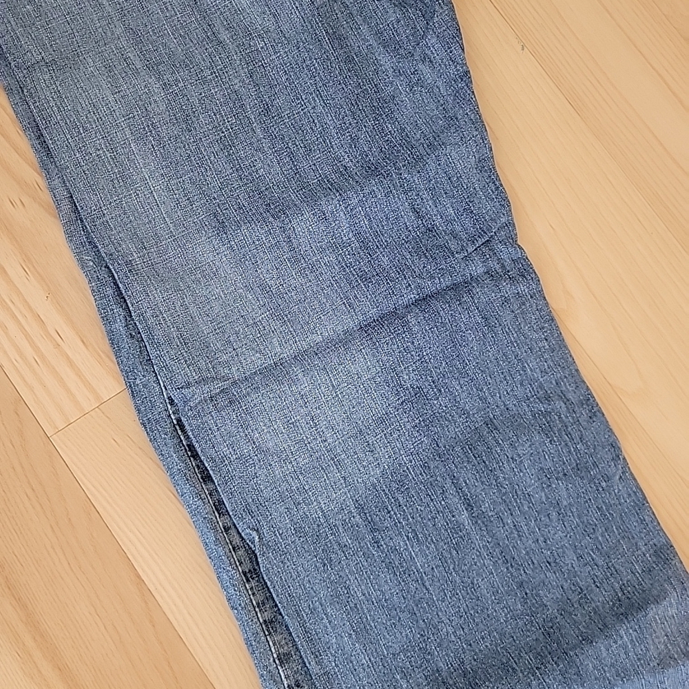 Levi’s 505 Jeans 36x32 Men’s Regular Fit Blue Denim Straight Leg Distressed - Picture 6 of 13